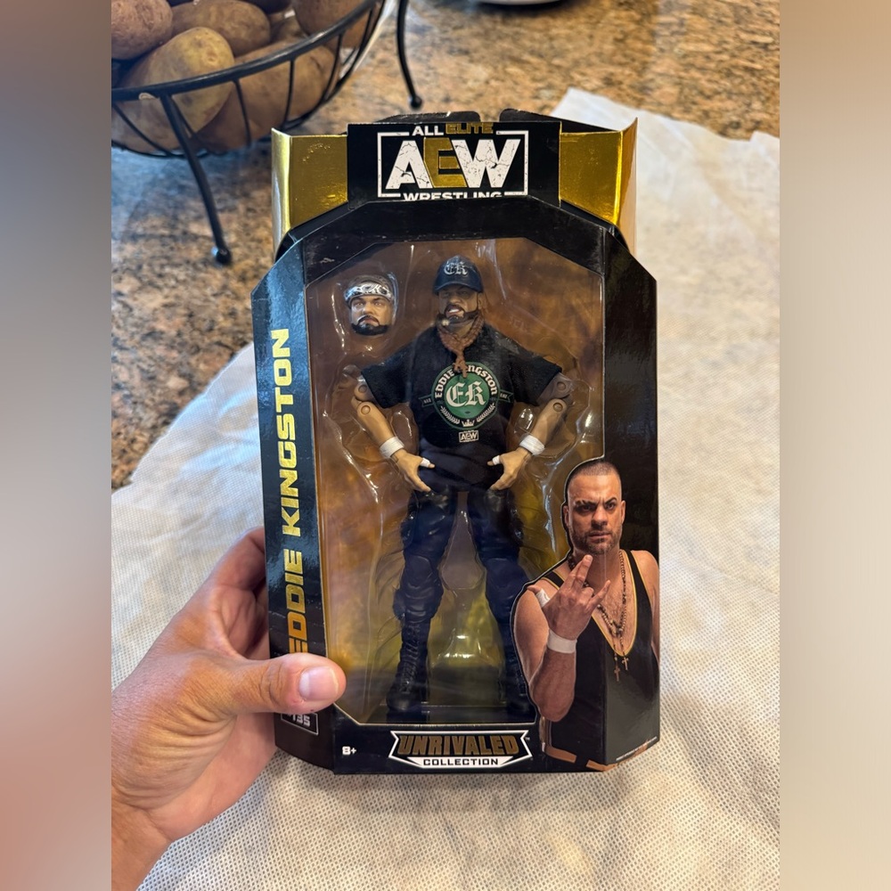 AEW Unrivaled #135 Eddie Kingston Jazwares Walmart Exclusive Figure Brand New!